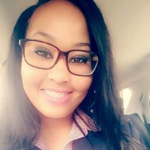 Meet your Posher, Janelle